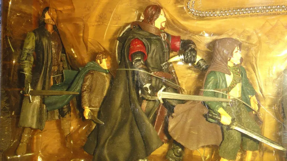 Toy Biz 魔戒首部曲 魔戒現身 佛羅多 甘道夫 亞拉岡 勒苟拉斯 金靂 波羅莫 山姆 梅里 皮聘 The Lord Of The Rings The Fellowship Of The Ring Deluxe Gift Pack Frodo Gandalf Aragorn Legolas Gimli Boromir Samwise Merry Pippin (Lotr-81271) 2