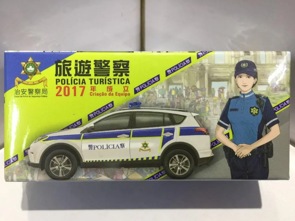 Toyeast Tiny City Die-Cast Model Car Toyota Rav4 Policia Turistica Atc64234 (C920-161) 1