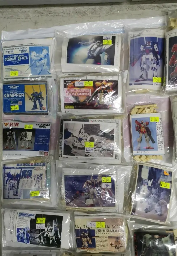 一大堆 手辦 首辨 未砌 未上色 Lot For Sell 約62包 1