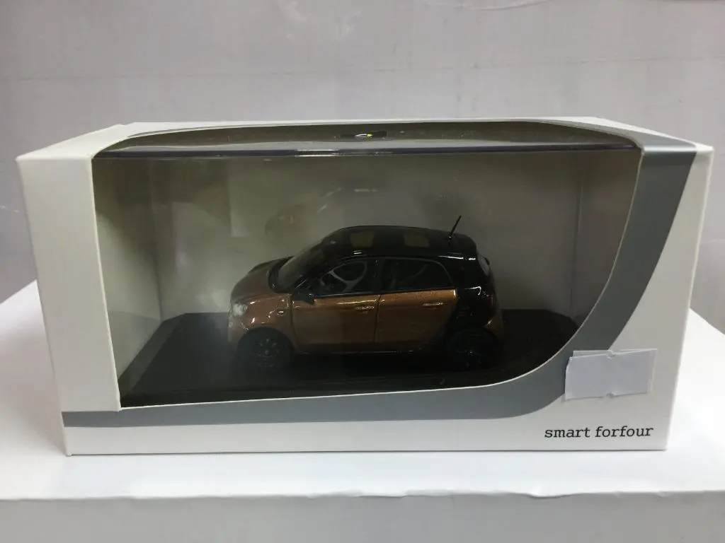 Norev 1/43 Smart Forfour Hazel Brown (B66960295) (Buy) 1