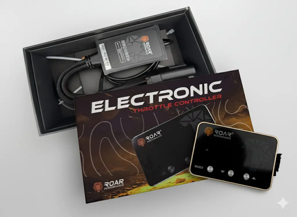 Mitsubishi Pajero V80 (2006–Current) Throttle Controller | Plug & Play | Instant Pedal Response | Roar 4X4 Australia 1