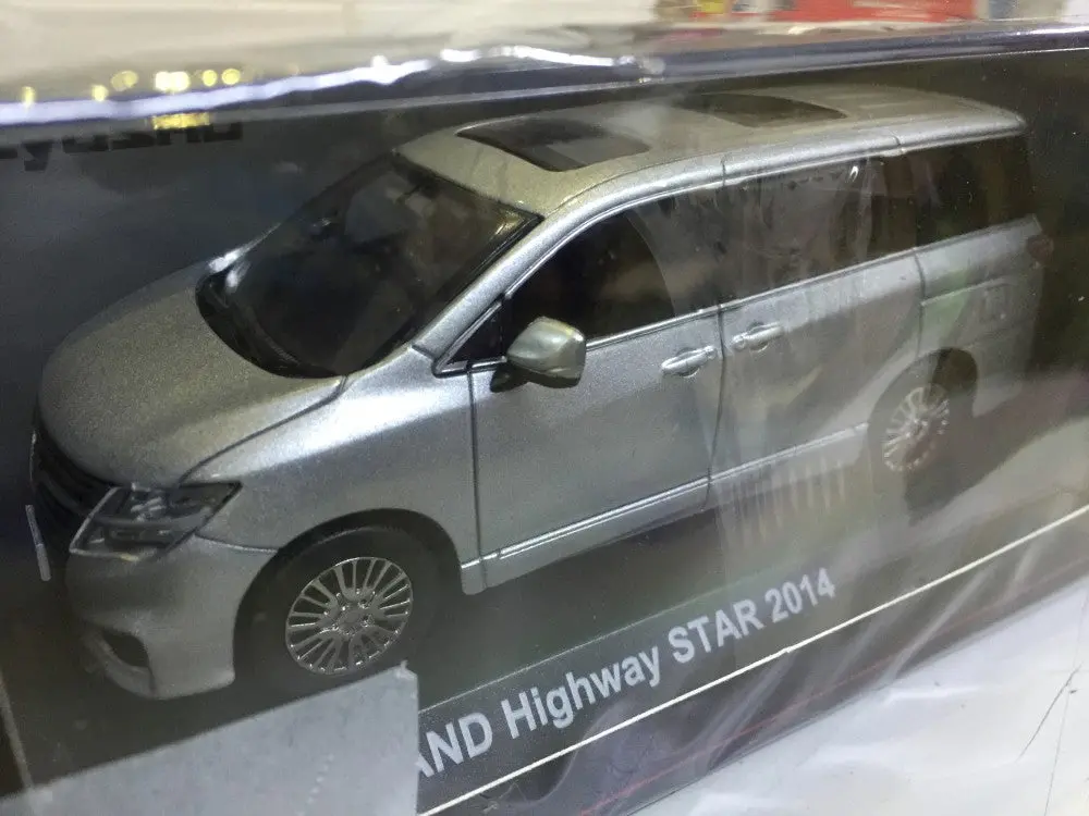Kyosho 1/43 Nissan Elgrand Highway Star 2014 Brilliant Silver Metallic (03881Bs) (28202) (Piu120) 2