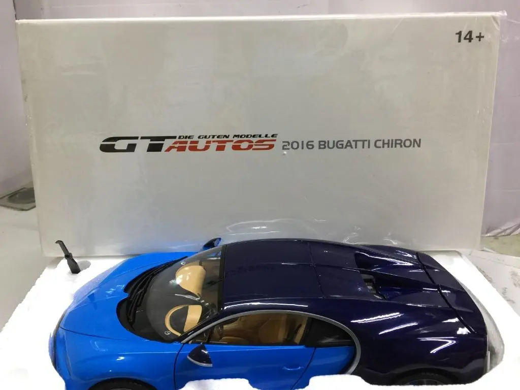 Gt Autos 1/18 Bugatti Chiron 2016 Dark Blue / Blue (11010Mb) (70563) (Pa0) 1