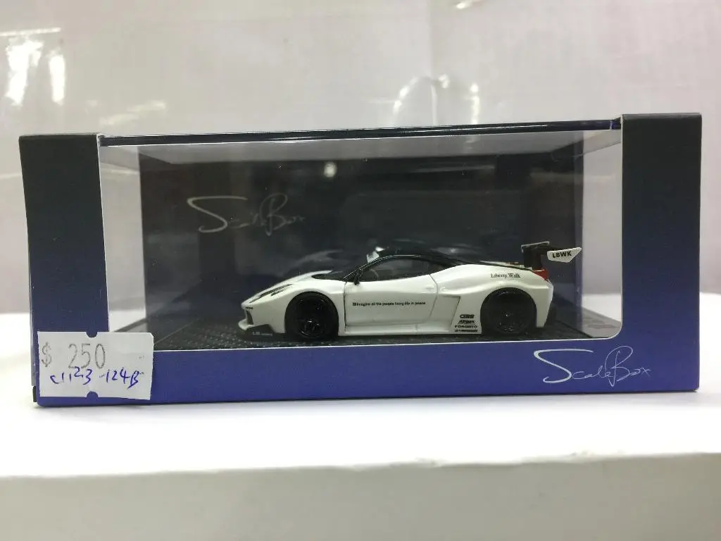 Mce 1/64 Ferrari White (Sb640004b) (C1123-124B) 1