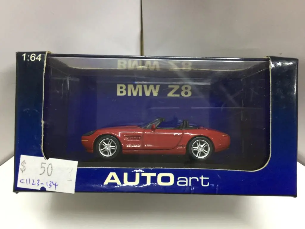 Autoart 1/64 Bmw Z8 Red (20082) (C1123-134) 1