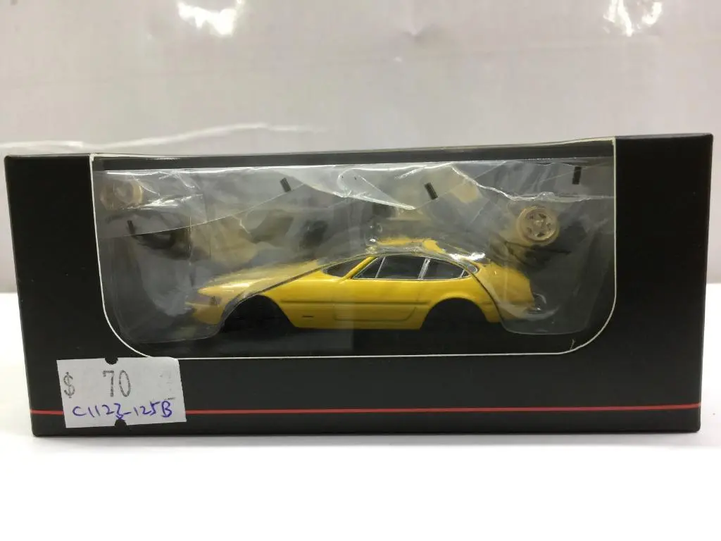 Kyosho Ferrari 365 Gtb4 "Daytona" Yellow (Ks07046a10) (26393) (C1123-125B) 1
