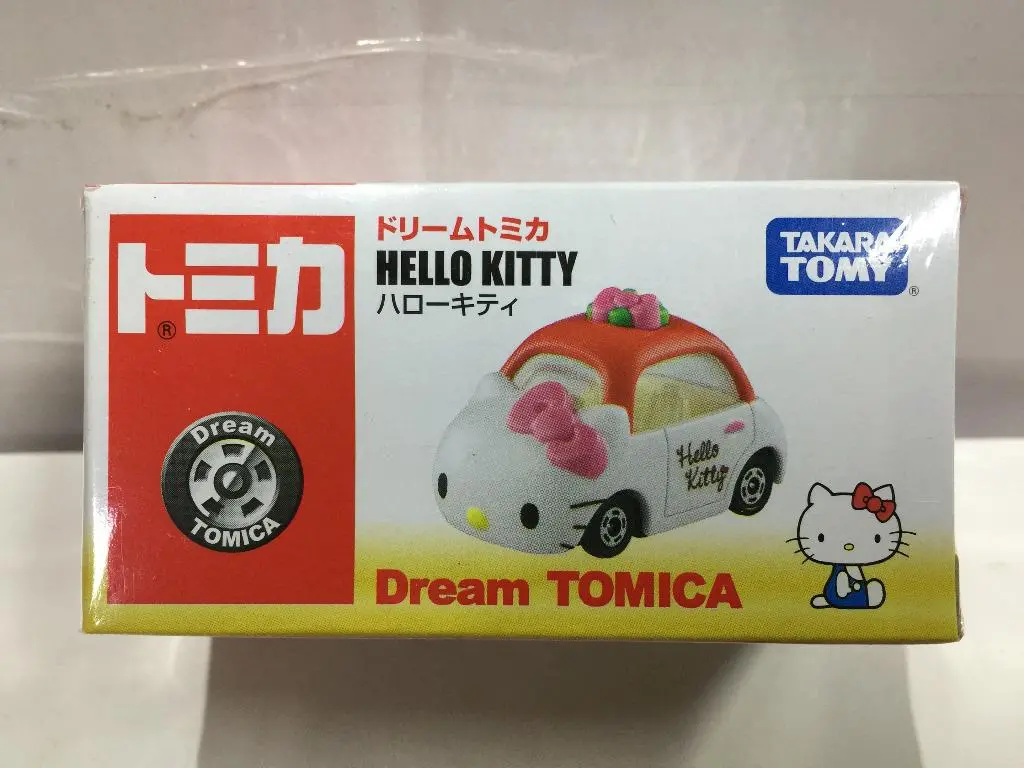Takara Tomy Dream Tomica Hello Kitty (46638) (C1028-9-46638) 1