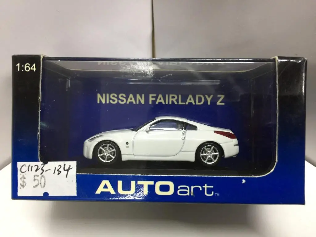 Autoart 1/64 Nissan Fairlady Z Coupe White (20283) (C1123-134) 1