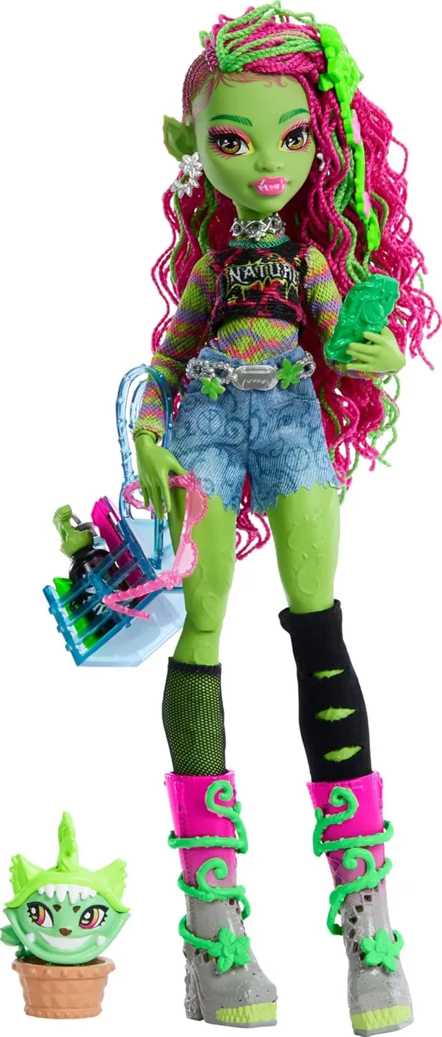Monster High Venus Mcflytrap Fashion Doll With Pet Chewlian And Accessories For Ages 4+ 1