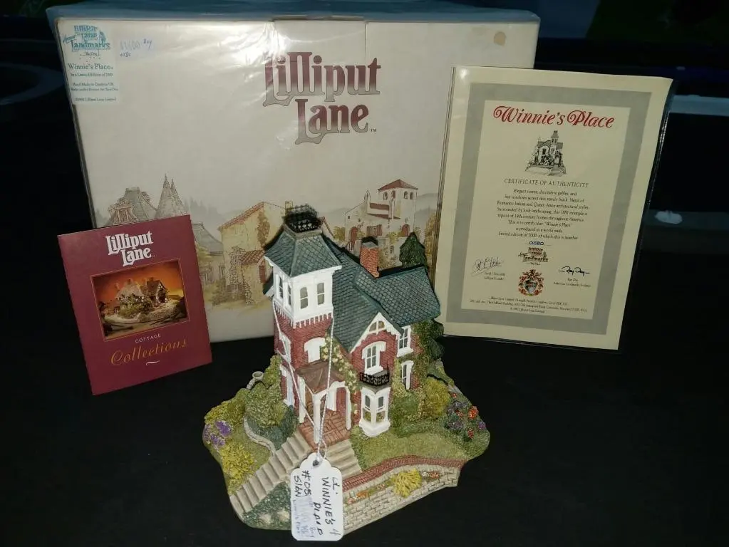 Lilliput Lane Winnie' S Place 人手雕刻 及上色 建築物雕塑 陶藝品 1