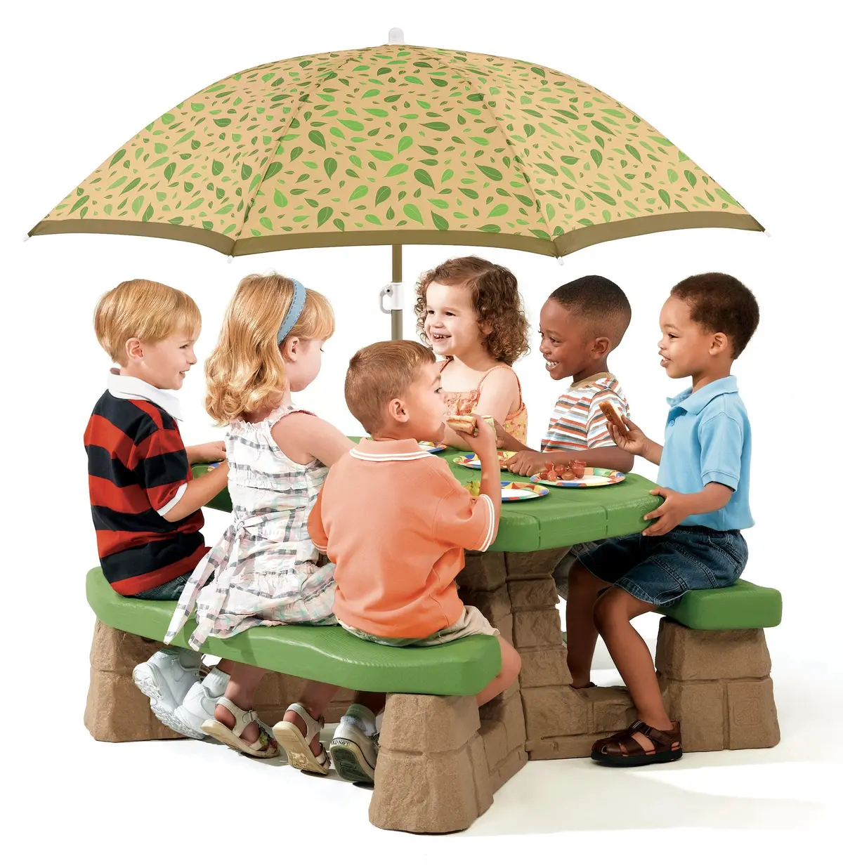 Step2 Naturally Playful Picnic Table With Umbrella 2