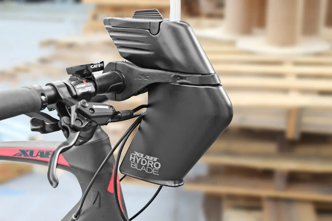 Hydroblade Universal Mount 1