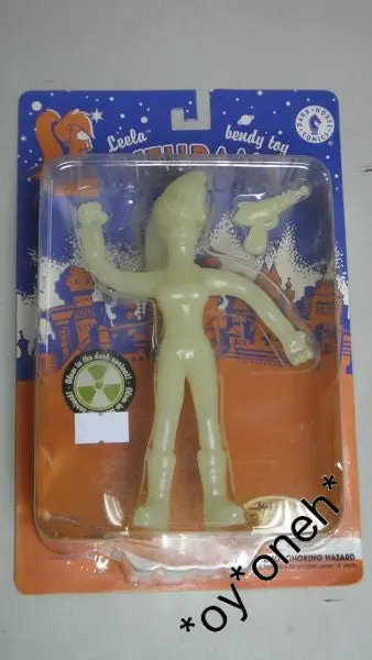 Dark Horse Comics 乃出個未來 莉娜 夜光版 Futurama Leela Glow In The Dark Figure (Buy-10486) 1138904143 1