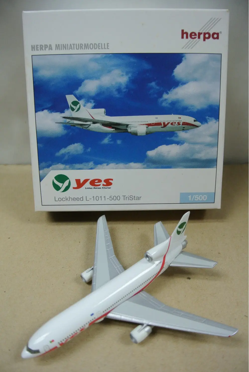 Herpa 1/500 Yes Lockheed L-1011-500 Tristar Cs-Tmx (513326) (Piu10) 1