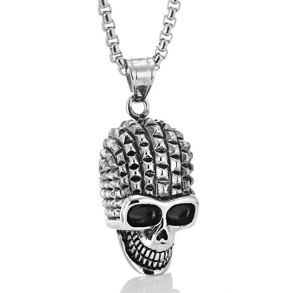 Gothic Skull Pendant 1