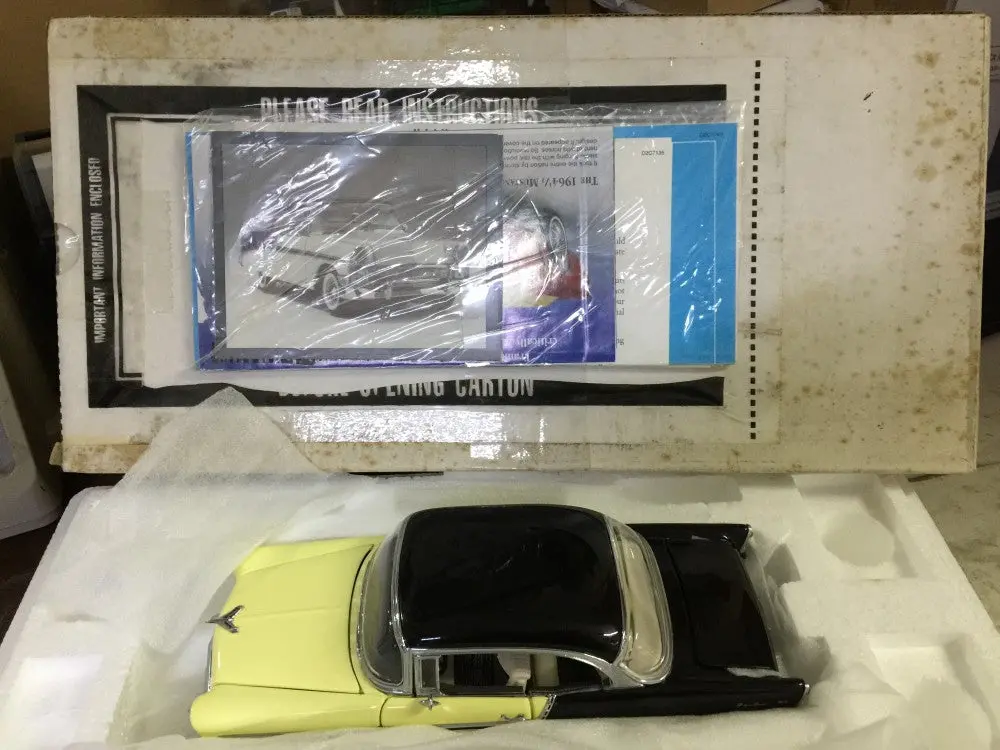 Franklin Mint 1/24 1956 Chevrolet Bel Air Sport Coupe Light Yellow (Kwa) 1