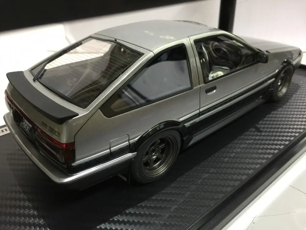 Ignition Model 1/18 Toyota Sprinter Trueno Ae86 3 Door Gt Apex Silver Black (90539) (P15m-118) 2
