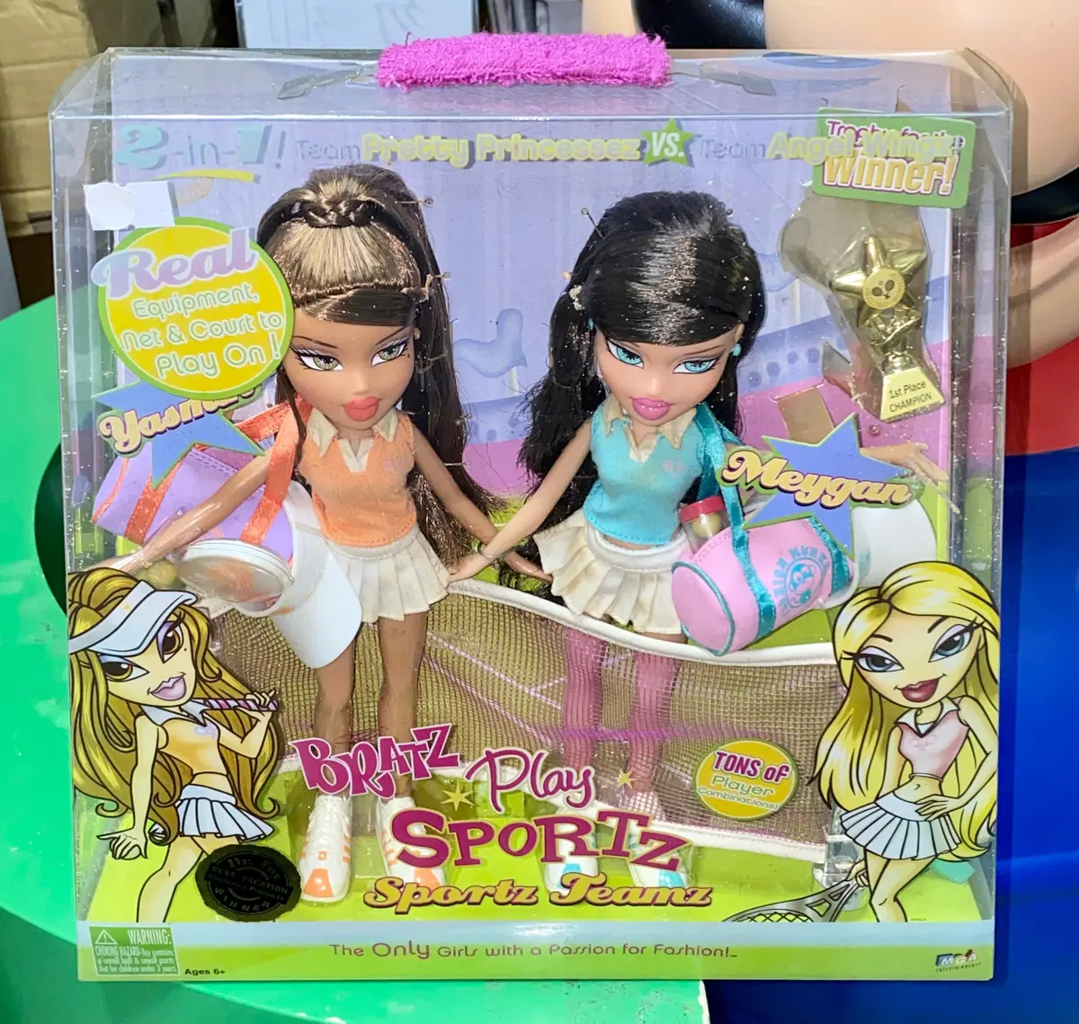 C1205 Mga 32580 Bratz Play Sportz Collection Sportz Teamz Tennis 2-In-1 Team Pretty Princessez Vs Team Angel Wingz Yasmin Meygan Dolls Dr. Toy Winner Best Vacation Children's Products 1