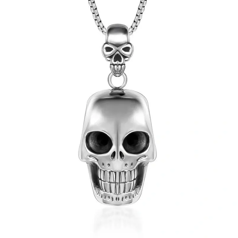 Laughing Skull Pendant 1
