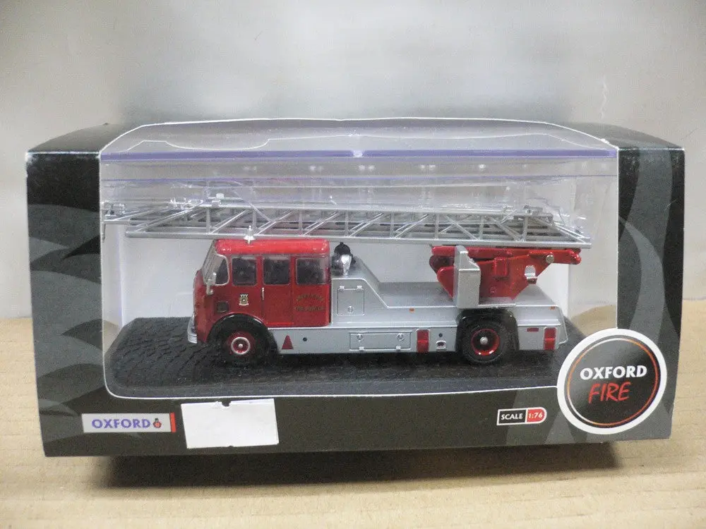 Oxford 1/76 Aecmercury Tl Derbyshire Fire Service 消防車 76Am005 (111981) (Pa0) 2
