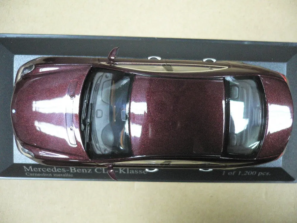 Minichamps 1/43 Mercedes-Benz Cls-Class 2004 Red Metallic (400 034302) (07927) (Piu129) 2