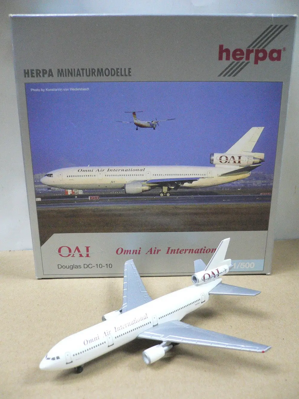Herpa 1/500 Oai Omni Air International Douglas Dc-10-10 N450nx (500289) (Piu10) 1