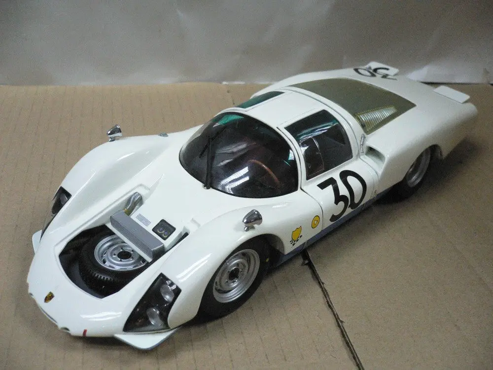 Minichamps 1/18 Porsche 906 #30 (Buy) 1
