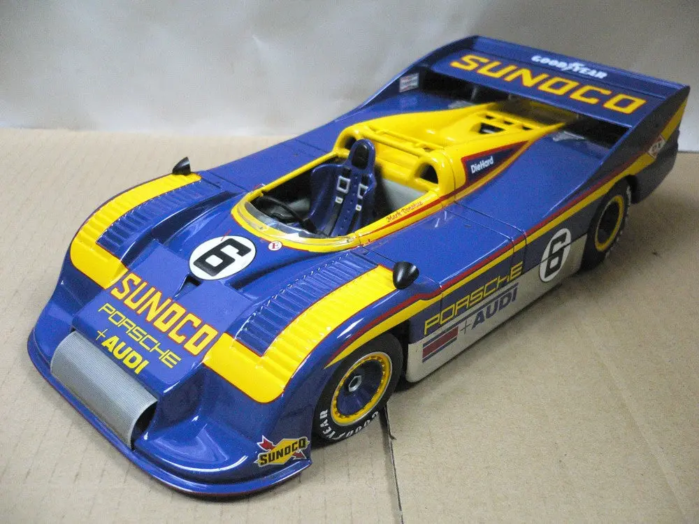 Minichamps 1/18 Porsche 917/30 #6 (Buy) 1