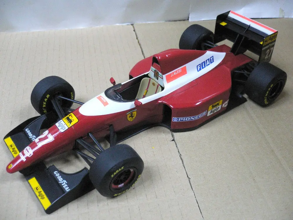 Minichamps 1/18 Ferrari F93a 1993 Alesi #27 (Buy) 1