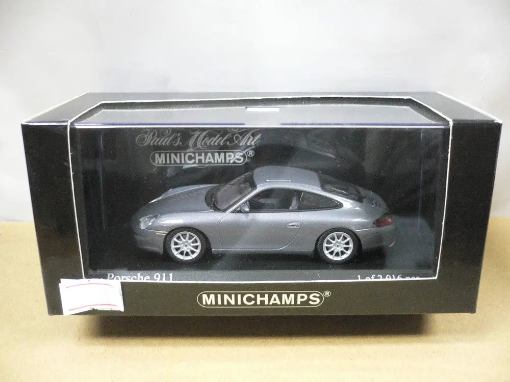 Minichamps 1/43 Porsche 911 2001 Grey Metallic (400 061020) (04172) (Piu122) 1