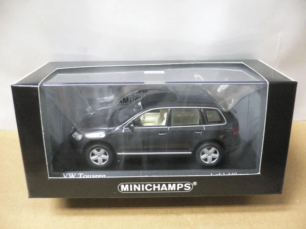 Minichamps 1/43 Vw Touareg 2002 Black Metallic (400 052002) (05833) (Piu97) 1