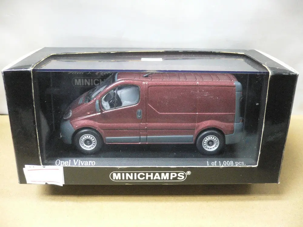 Minichamps 1/43 Opel Vivaro Delivery Van Barolorot Barolo Red (430 040561) (03911) (Piu107) 1
