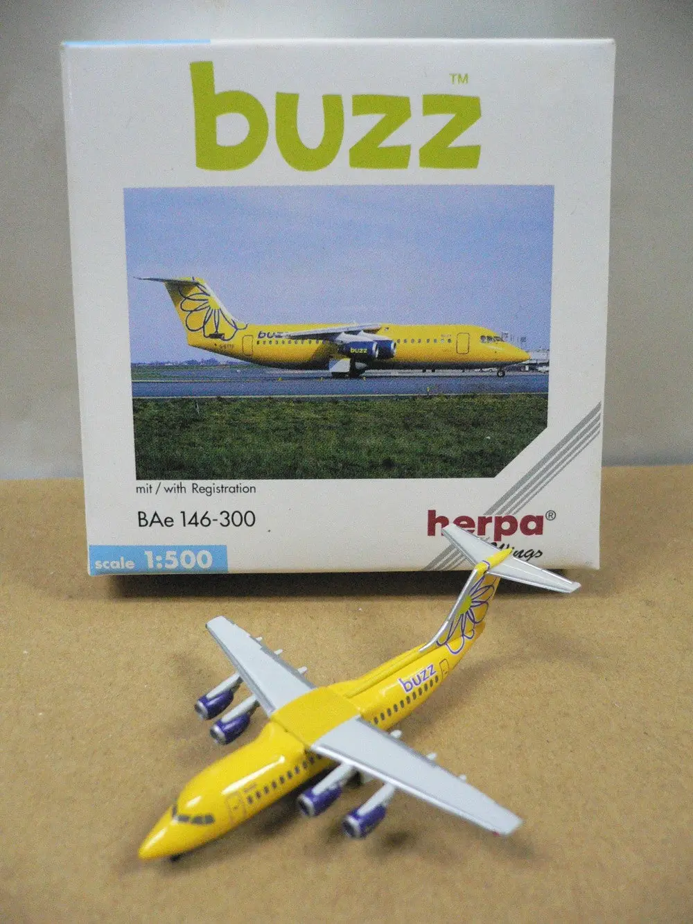 Herpa 1/500 Buzz Bae146-300 G-Ukrc (513005) (Pa0) 1