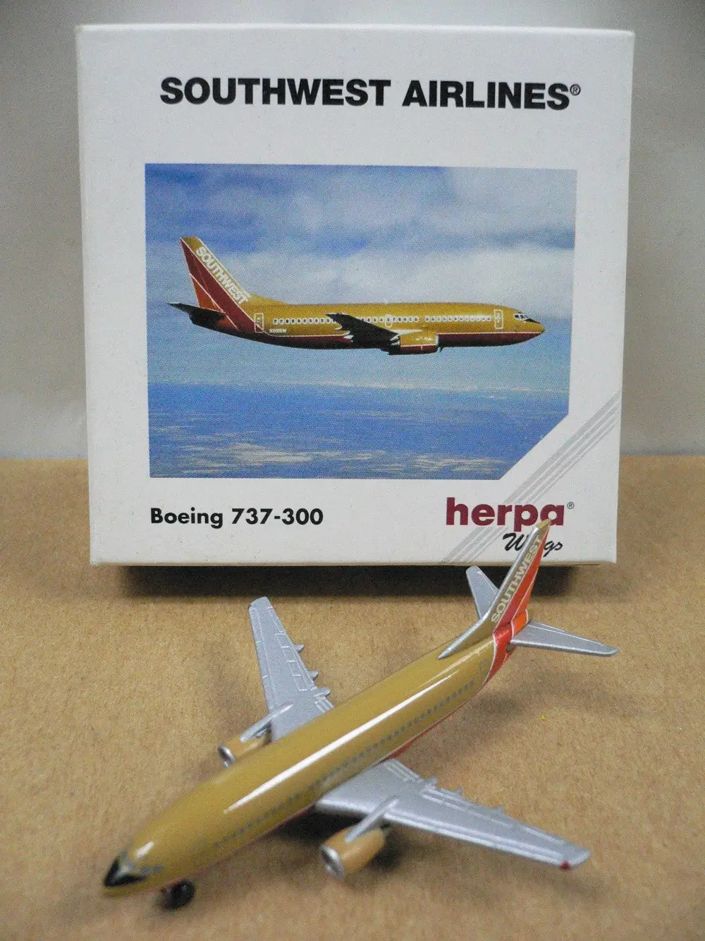 Herpa Wings 1/500 Southwest Airlines Boeing 737-300 (500562) 1