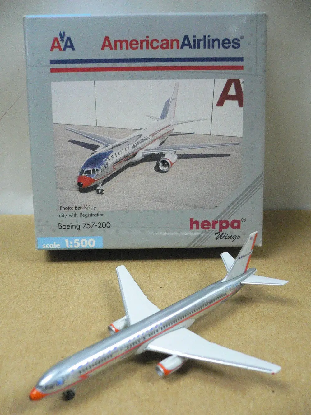 Herpa Wing 1/500 Aa American Airlines Boeing 757-200 N679an (503846) 1