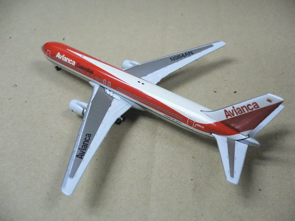 Gemini Jets 1/400 Avianca Colombia Boeing 767-300 N984an (Gjava163) (70163) (Pa0) 2