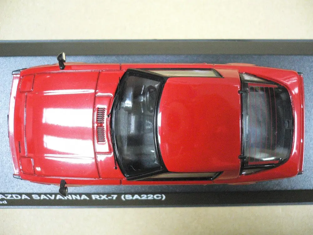 Kyosho 1/43 Mazda Savanna Rx-7 Sa22c Red (03281R) (24856) (Piu/P65-60) 2
