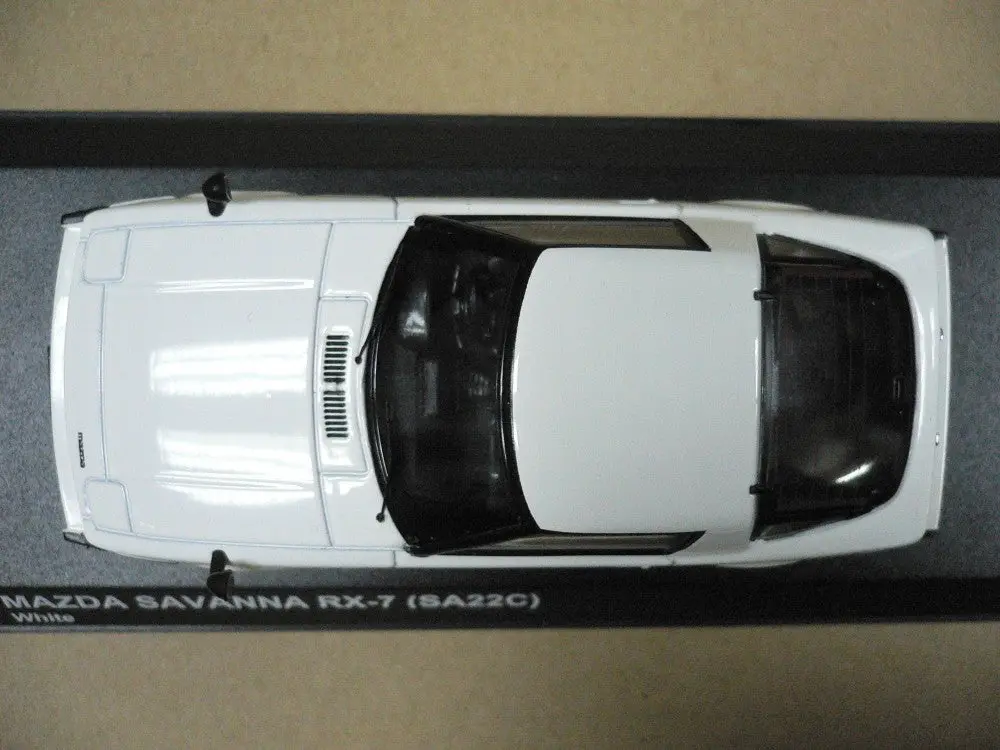Kyosho 1/43 Mazda Savanna Rx-7 Sa22c (03281W) (24857) (Piu/P64-60) 2