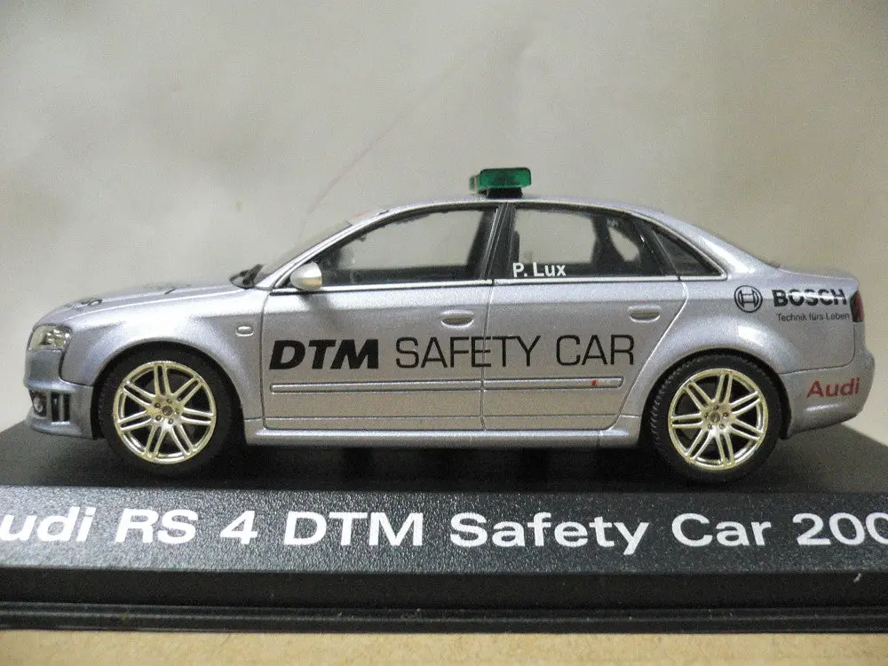 Minichamps 1/43 Audi Rs4 Dtm Safety Car 2005 (501.05.091.53) (04069) (寄) 2