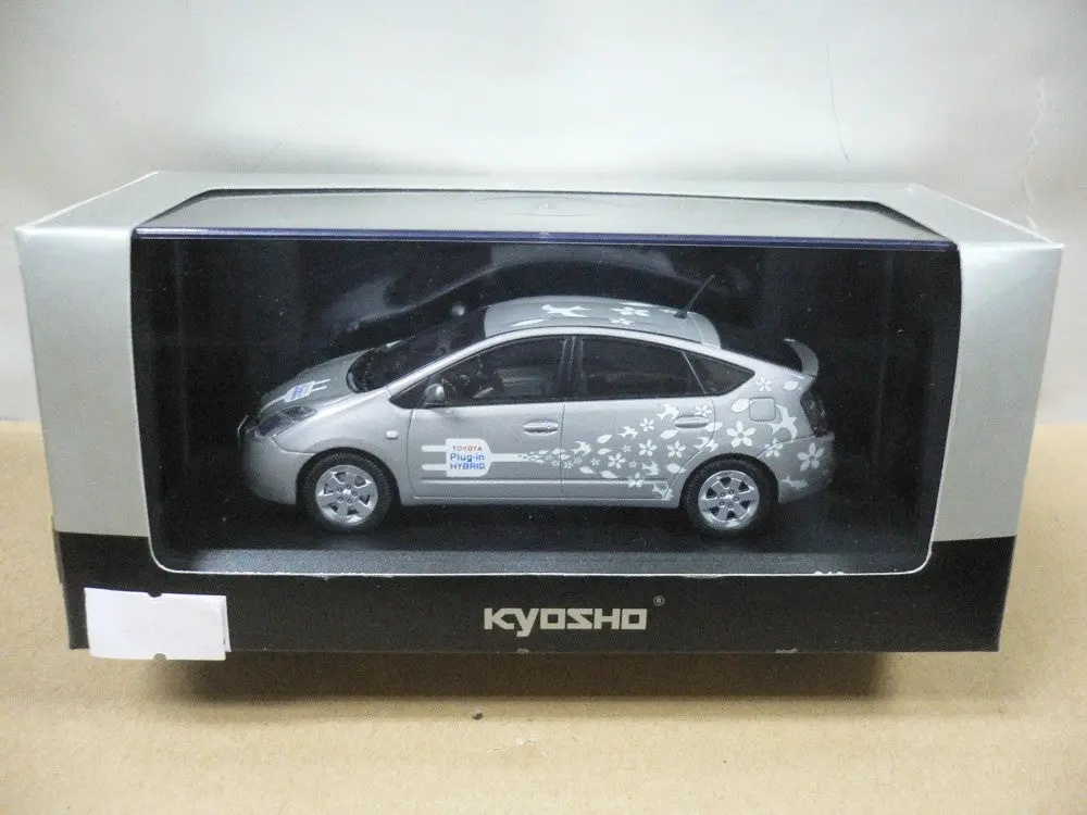 Kyosho 1/43 Toyota Plug-In Hv Silver (03783A) (14635) (Piu50) 1