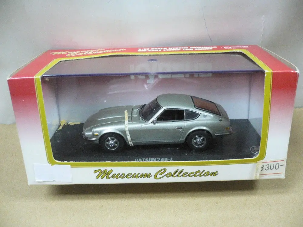 Kyosho 1/43 Nissan Datsun 240Z Silver (03164S) (02870) (Piu) 1