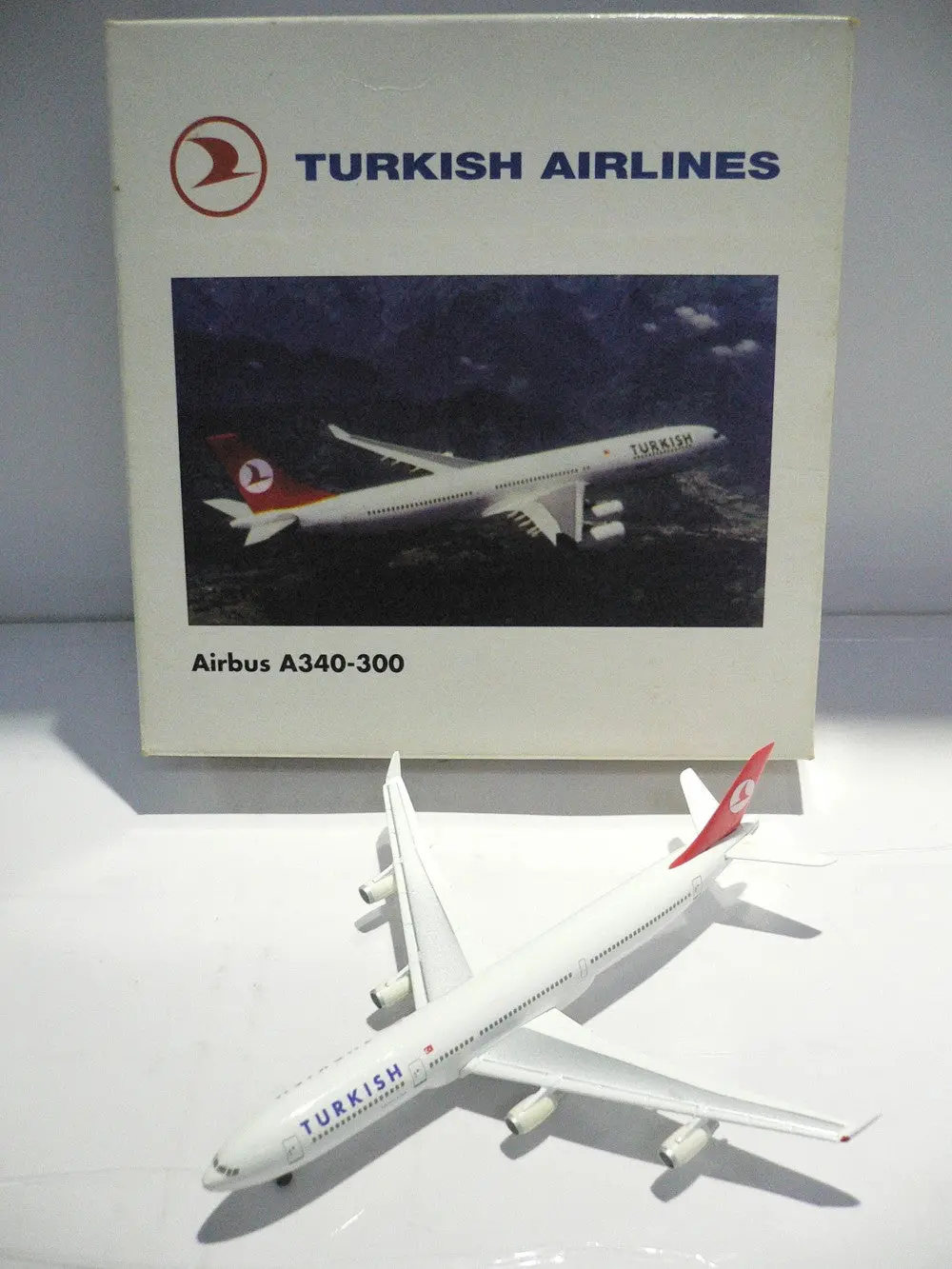 Herpa Wings 1/500 Turkish Airlines Airbus A340-300 (504508) (Pa0) 1