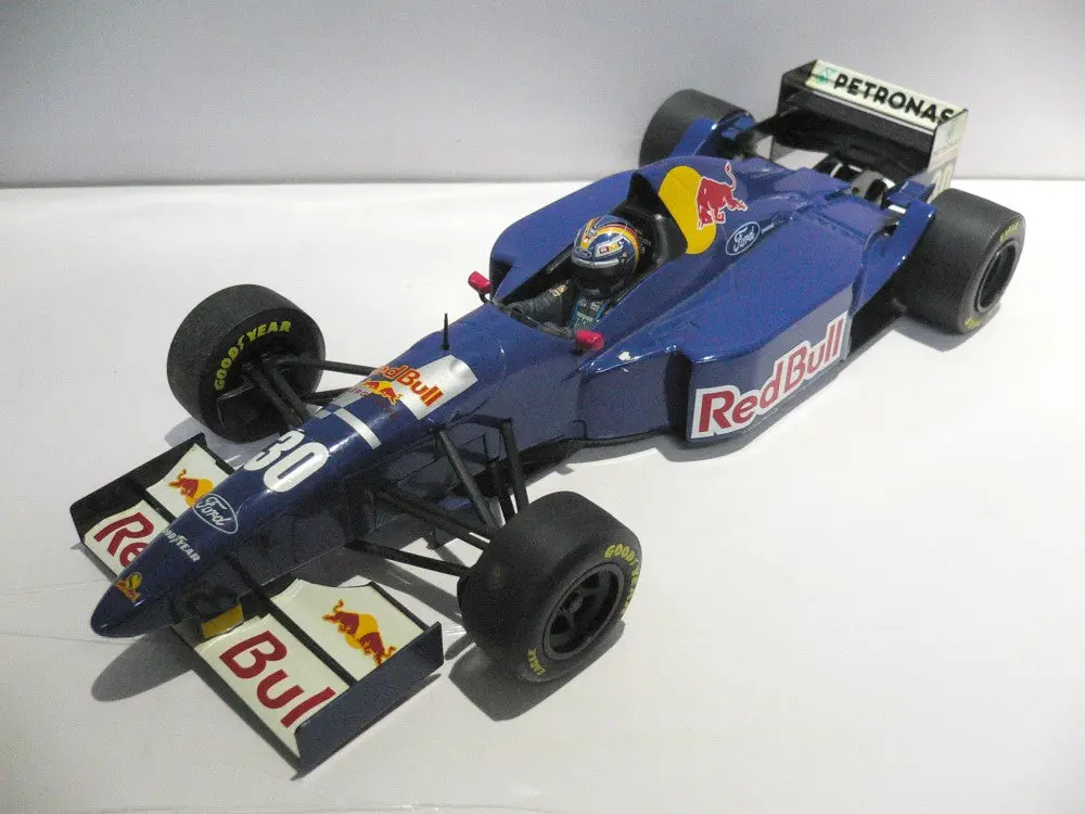 Minichamps 1/18 Sauber C14 Heinz Harald Frentzen #30 (Buy) 1