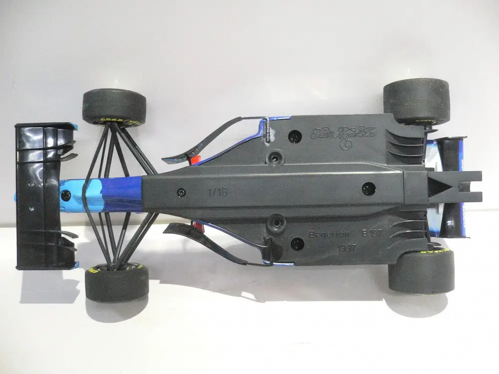 Minichamps 1/18 Benetton Renault B197 Jean Alesi 1997 #7 (Buy) 2