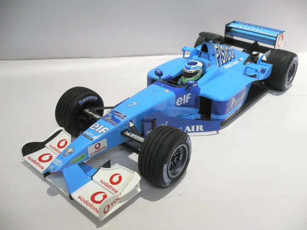Minichamps 1/18 Benetton Renault B201 2001 #7 (Buy) 1