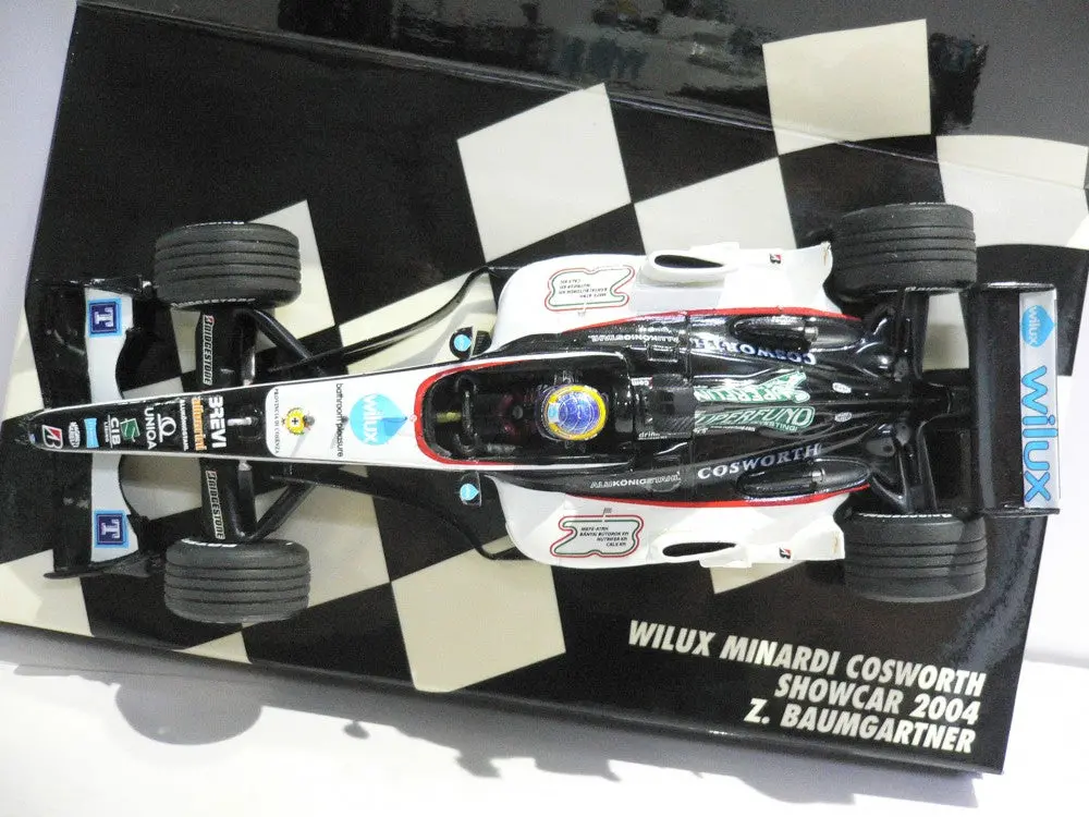 Minichamps 1/43 Wilux Minardi Cosworth Showcar Z.Baumgartner 2004 (400 040071) (05692) 2