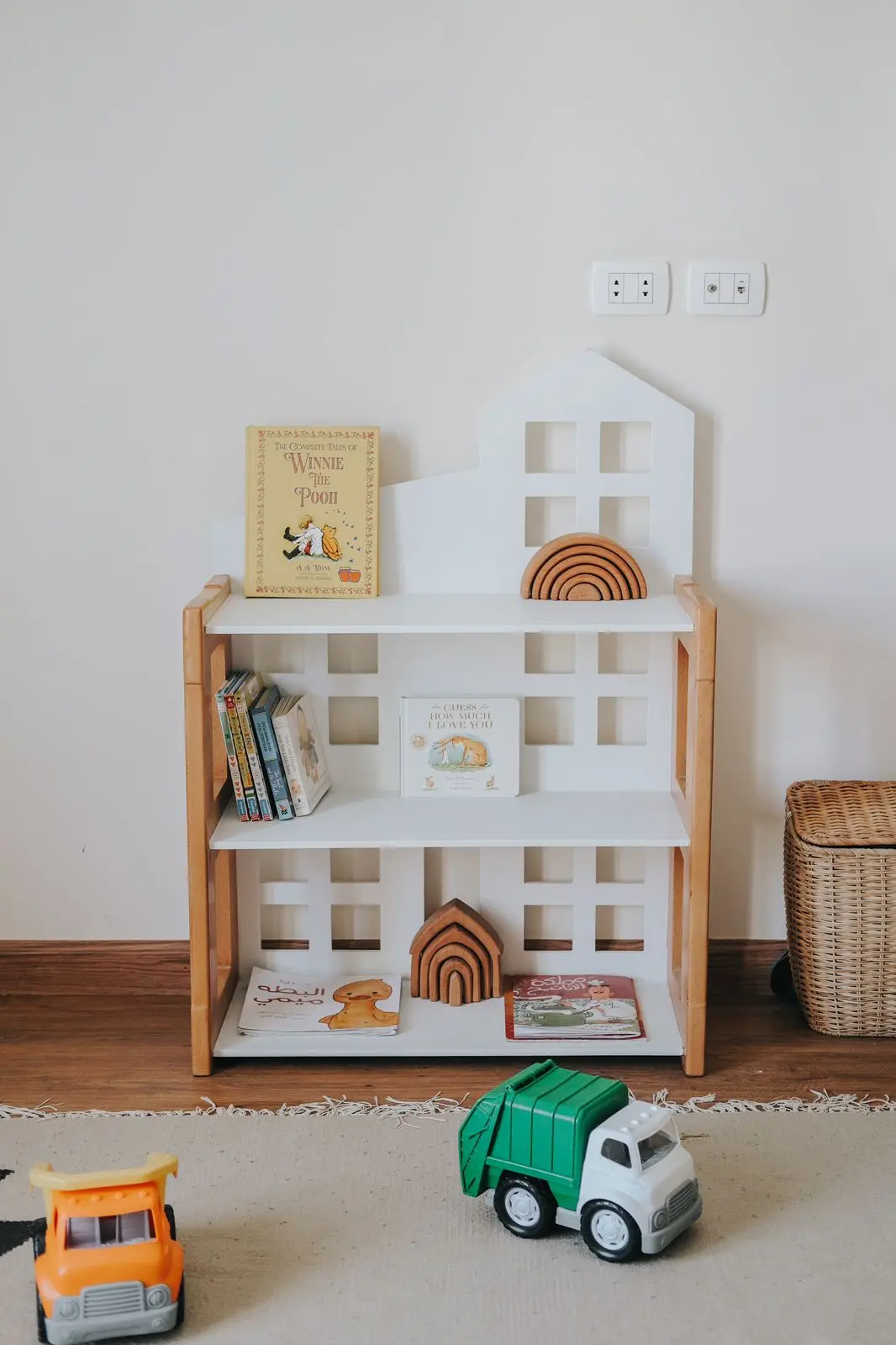 Kiddies Kingdom Storyhouse Bookshelf Organisers For Ages 3 And Above 1