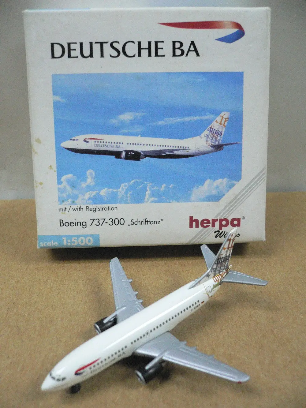 Herpa Wings 1/500 Deutsche Ba Schrifttanz Boeing 737-300 D-Adbn (511513) 1