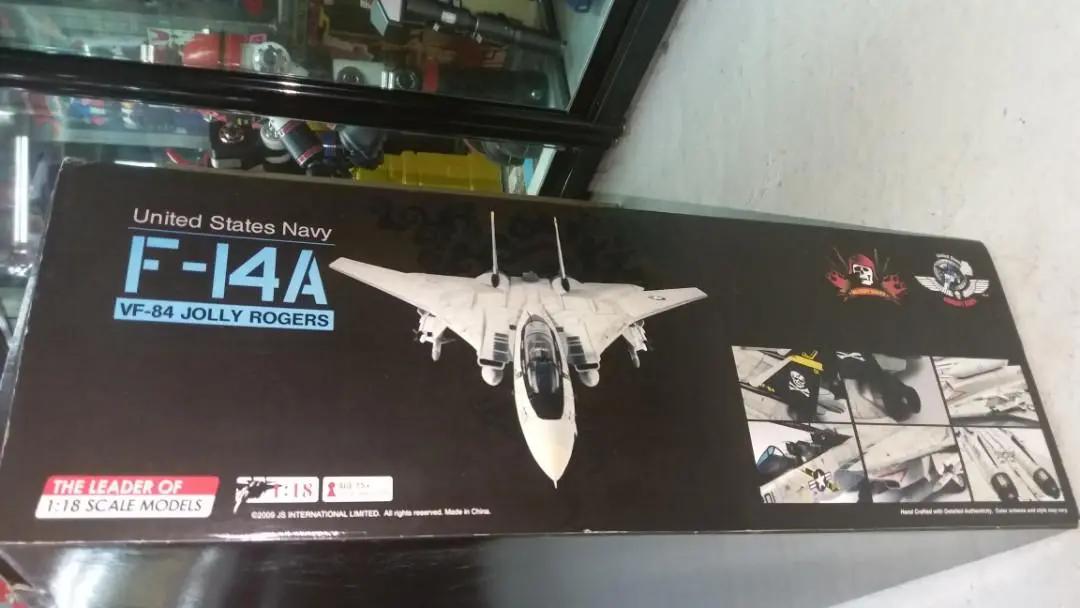 Jsi 1/18 Us Navy F-14A Tomcat Vf-84 Jolly Rogers 1