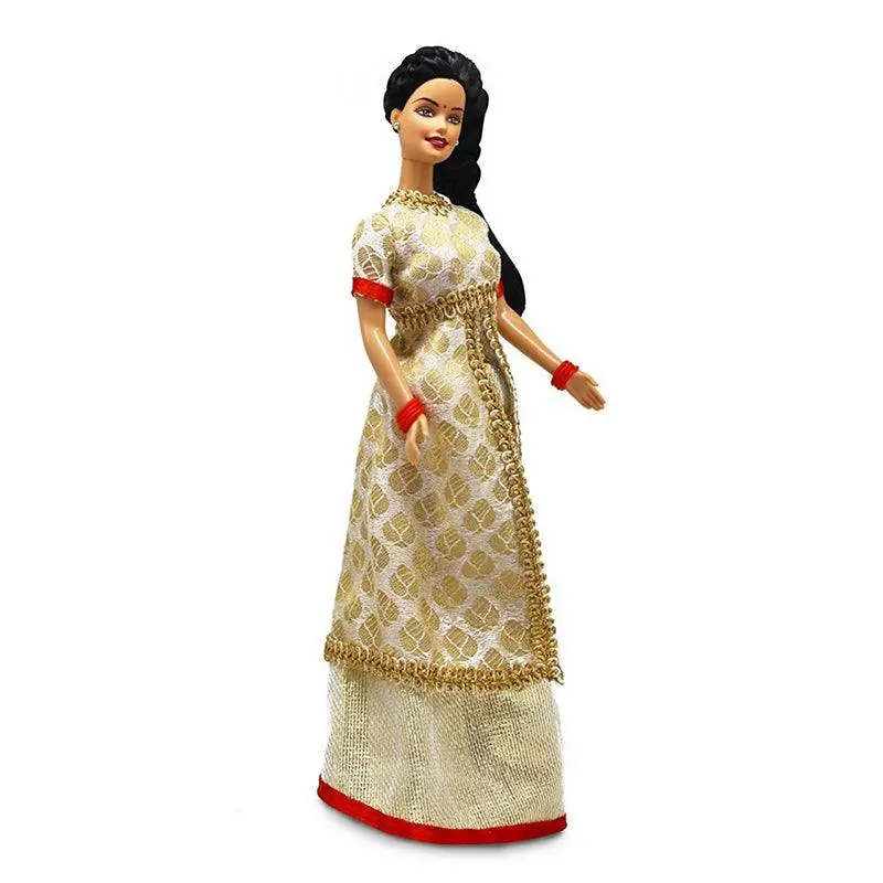 Barbie In India New Visits Taj Mahal 2